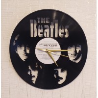 Часы на виниле Beatles с автографами музыкантов