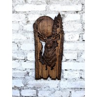 Резная картина из массива дерева Олень
