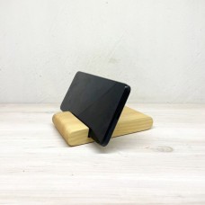 Держатель для телефона из массива сосны